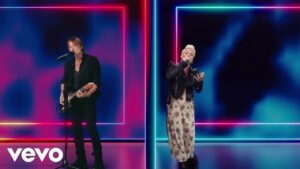 Keith Urban, P!nk - One Too Many (Two Room Duet)